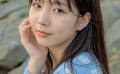 烧烤点燃衣服情急跳江